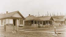 Oak Ave, Townsite, in 1916. Photo courtesy of the Townsite Heritage Society
